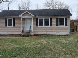 102 Cofer Dr, Springfield, TN 37172