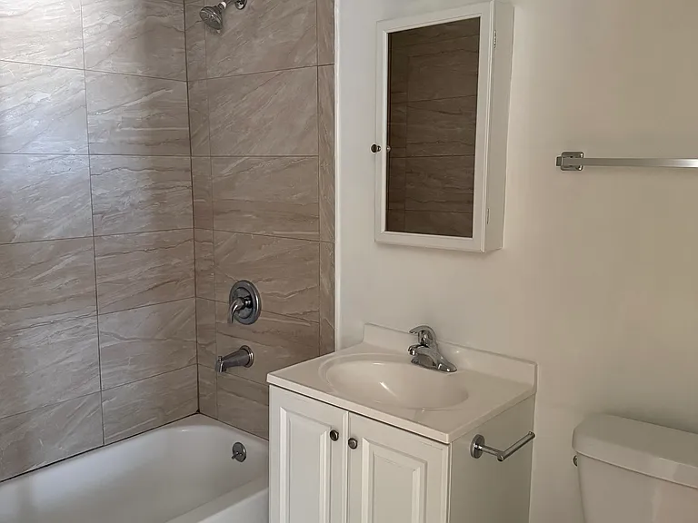 8500 Waukegan Rd #13A — Photo 7