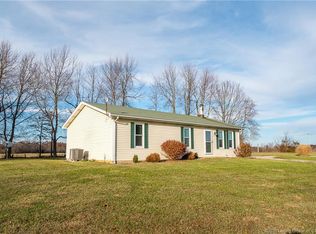 8465 Scottsville Rd, Floyds Knobs, IN 47119