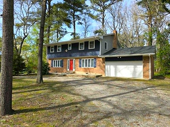 2nd image of 8241 Robin Hood Dr