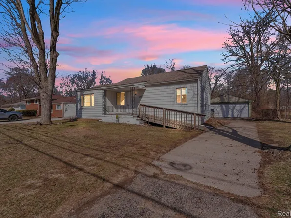 19050 Melrose Ave, Southfield, MI 48075