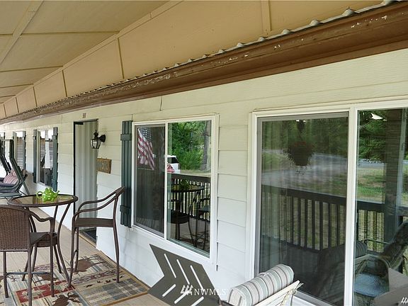 Come and sit a spell>