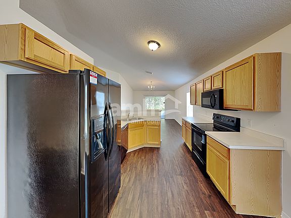 3rd image of 5549 Shady Pine St S