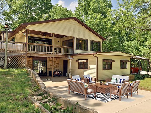 3rd image of 2704 S Farm Road 69