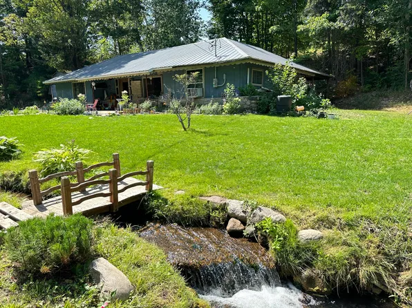 3926 Old 27 N, Gaylord, MI 49735