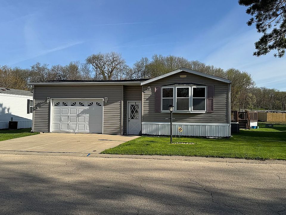1st image of 115 Knollwood Dr