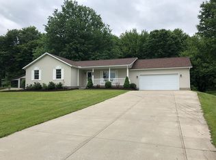 23895 Thornapple Dr, Cambridge Springs, PA 16403