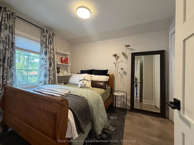 48 Albani St #UPPER — Photo 14