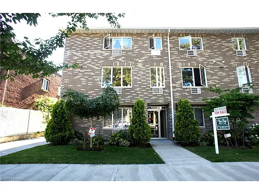 Sold by Ben Bay Realty Co | media 2