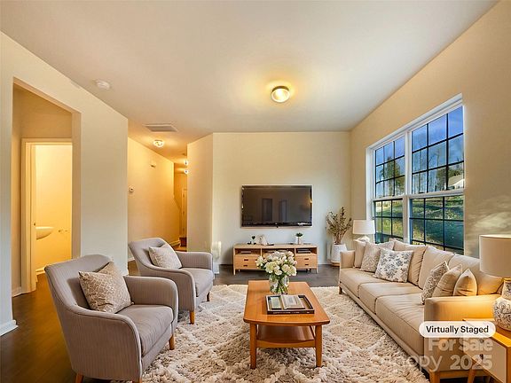 2nd image of 8941 Bradstreet Commons Way
