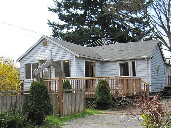 2nd image of 1215 McKenzie Ave