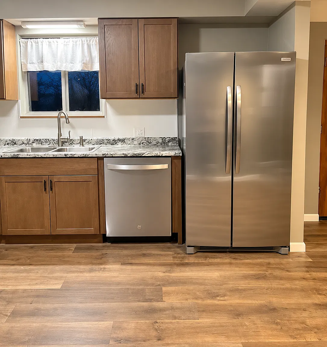 3 bed, 1147 sqft, $1,900 — Photo 3