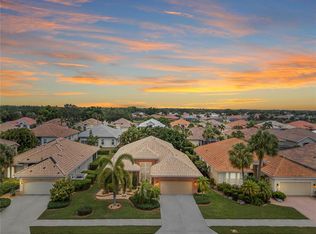 616 Lakescene Dr, Venice, FL 34293