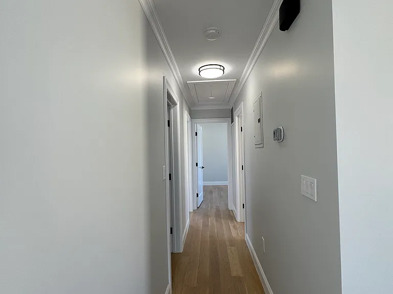 Buel Ave — Photo 18