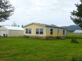 4674 Price Rd, Clayton, WA 99110