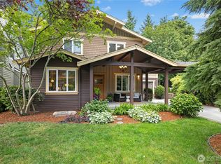 9117 N Town Dr NE, Bainbridge Island, WA