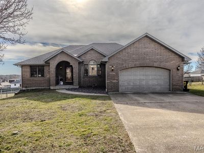 218 Hillside Ct, Lebanon, MO, 65536