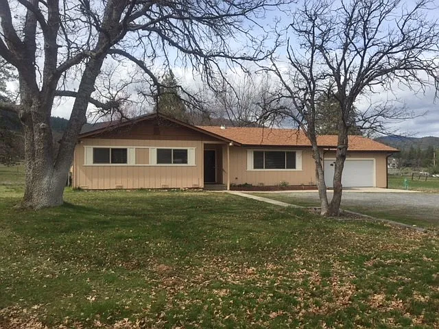 814 Duncan Dr photo 1