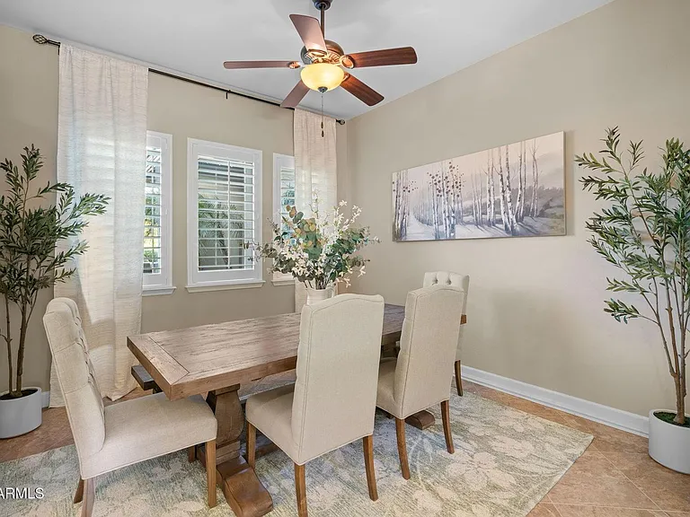3781 E Chestnut Ln — Photo 19