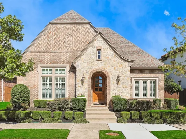 2225 Shakespeare St, Carrollton, TX 75010