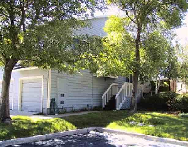 1st image of 106 Wildes Ct Unit 106