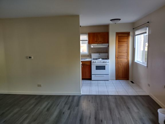 2nd image of 617 Westmoreland Dr Unit A