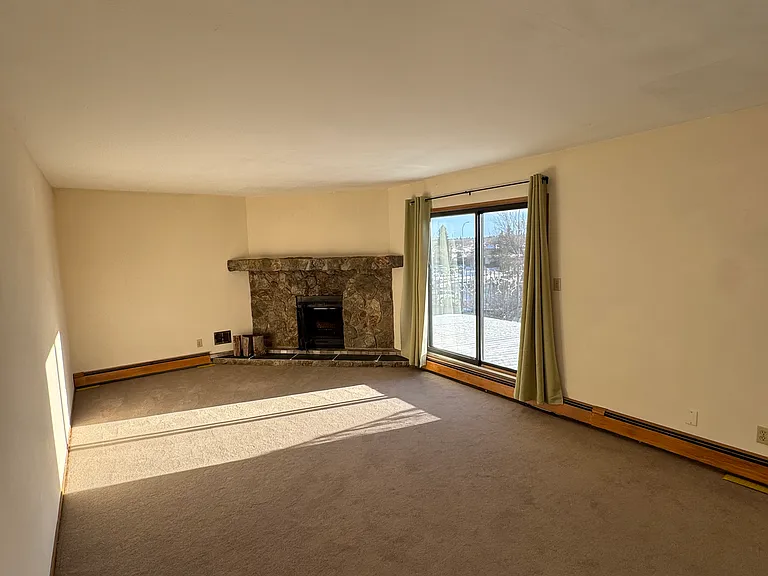 2515 1st Ave NW #1 — Photo 6