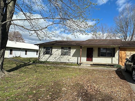 5th image of 312 R A Barry St