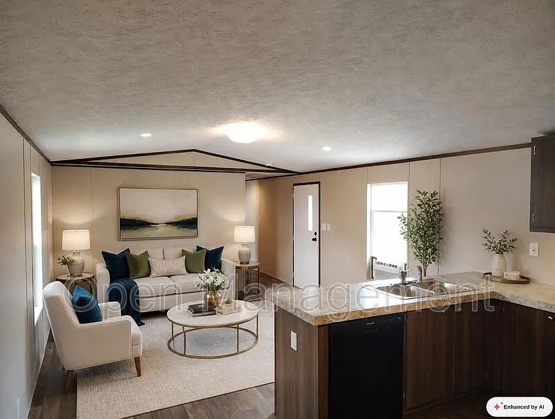 3 bed, 2.0 bath, 924 sqft, $1,029 — Photo 4