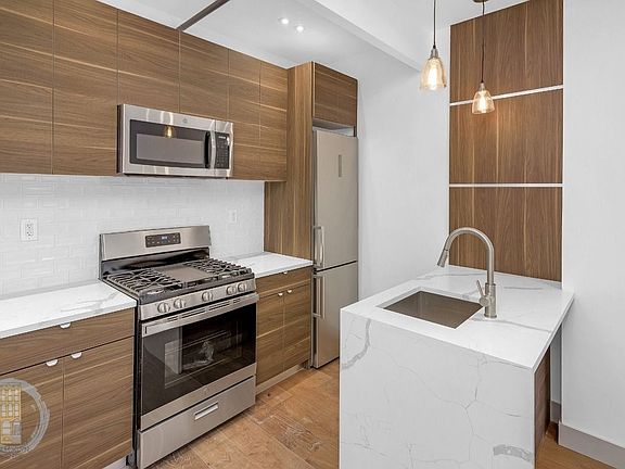 2nd image of 1163 Dean St #4