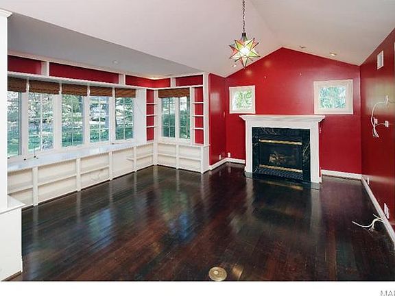 5th image of 10128 Ingleside Dr