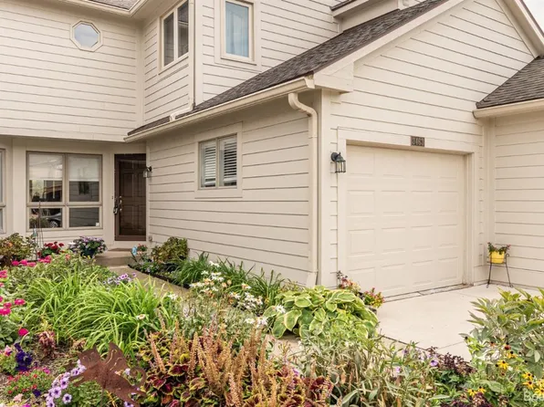 3463 Bent Trail Dr, Ann Arbor, MI 48108