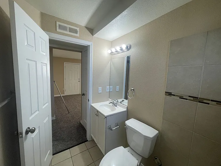 2BD Garden-Level Home | Off-Street Parking — Photo 12