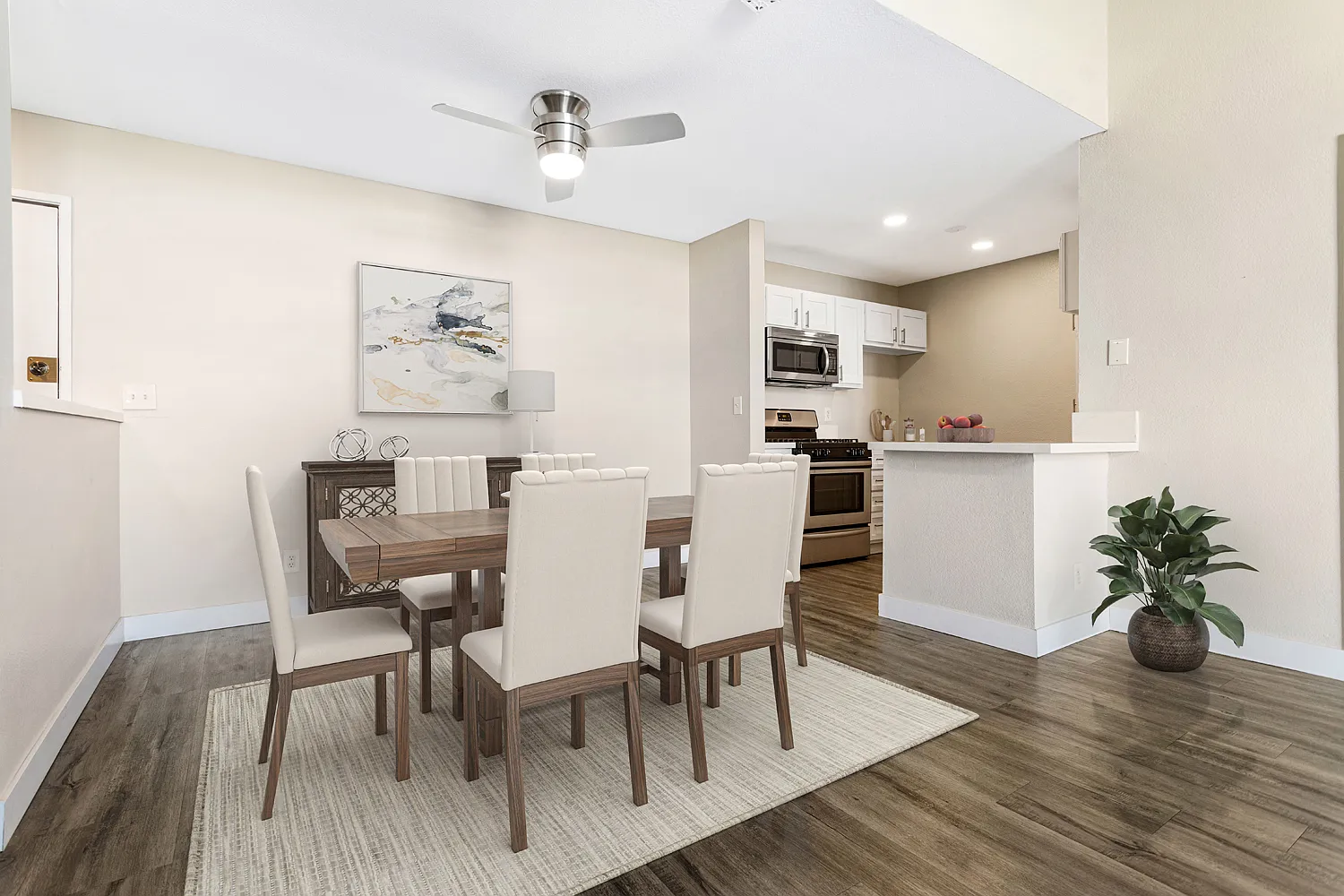 1626 Malcolm Ave — Photo 3