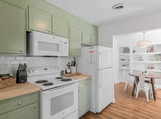 122 Westview Dr, Elon, NC 27244
