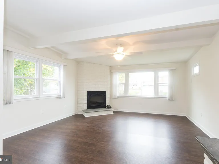 431 Main St #2 — Photo 8