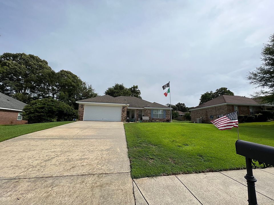 7681 Elizabeth front photo_09032025