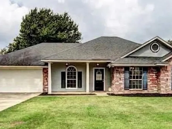 524 Lindsey Cir, Natchitoches, LA 71457