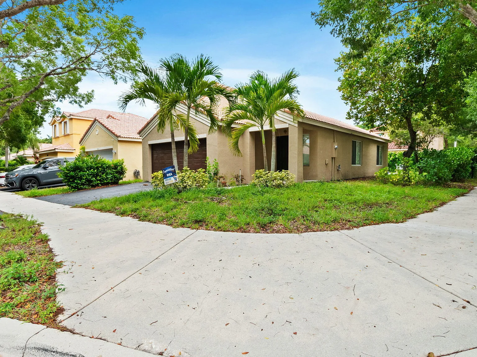 3 bed, 2.0 bath, 1499 sqft, $4,250 — Photo 2