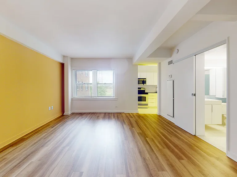 Dining/Living room