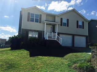 708 Emerald Dr, Hurricane, WV 25526