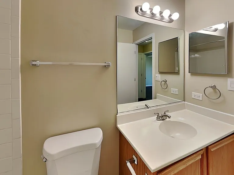609 Red Barn Trl — Photo 17