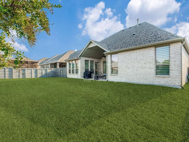7009 Central Ct — Photo 12