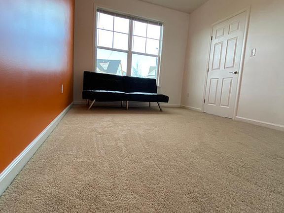 4th image of 339 Ashby Commons Dr