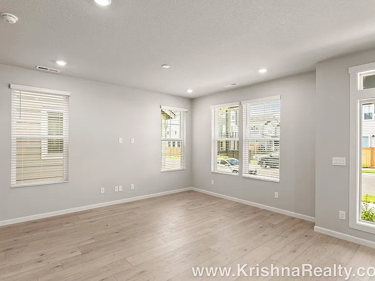 3454 SE 81st Ave — Photo 5