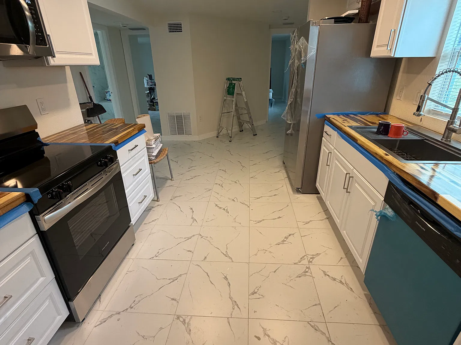 2 bed, 924 sqft, $1,800 — Photo 2