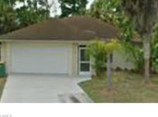 4015 Ivy Ln, Naples, FL 34112