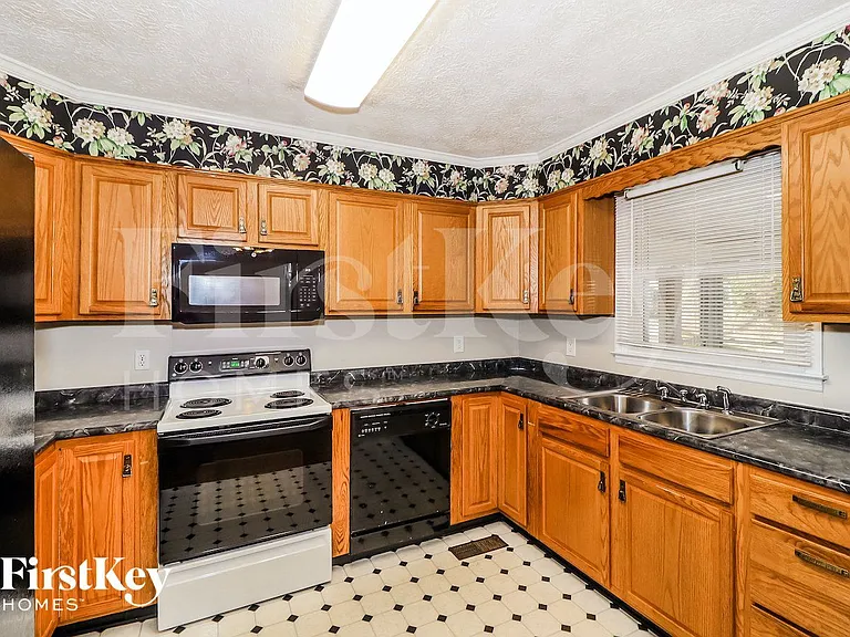 2333 Donnie Lee Dr — Photo 6