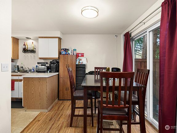 4th image of 4405 Quail Drive SE