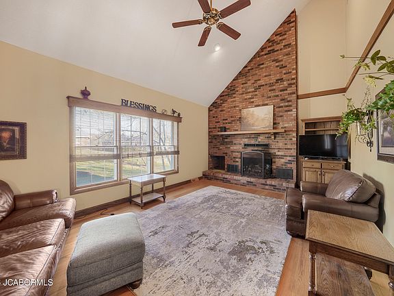 4th image of 118 N Linnwood Dr